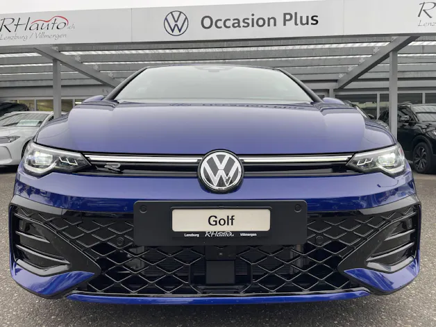 VW Golf VIII 1.5 eTSI R-Line DSG