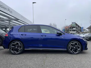 VW Golf VIII 1.5 eTSI R-Line DSG