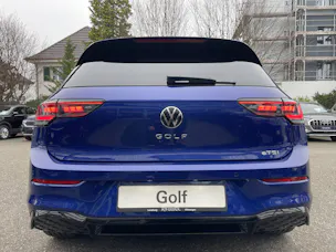 VW Golf VIII 1.5 eTSI R-Line DSG