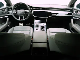 Audi A6 Avant 55 TFSI S Line quattro S-Tronic