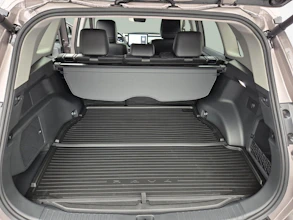 https://vehicle.imgix.net/4251164/302e92db-2cfb-4853-ab10-3a1aa319f47c.jpg