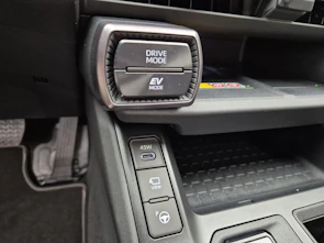Fahrzeugbild TOYOTA RAV4 2.5 HEV Premium - inkl. Lancierungspaket Winterräder