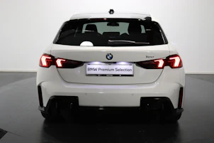 immagine del veicolo BMW 120i