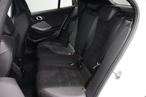 immagine del veicolo BMW 120i