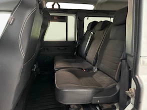 https://vehicle.imgix.net/4251393/3b8a76a6-d3d9-4321-a54d-0b2459ec2901.jpg