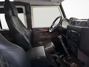 https://vehicle.imgix.net/4251393/af0e5aa8-1e53-48e3-9bb9-9568abd6b861.jpg