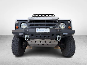 https://vehicle.imgix.net/4251393/fbba8edc-eb03-4319-8a01-9486e60cecc2.jpg