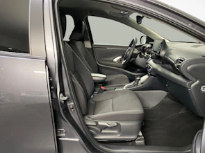 Fahrzeugbild TOYOTA Yaris 1.5 VVT-i HSD Trend