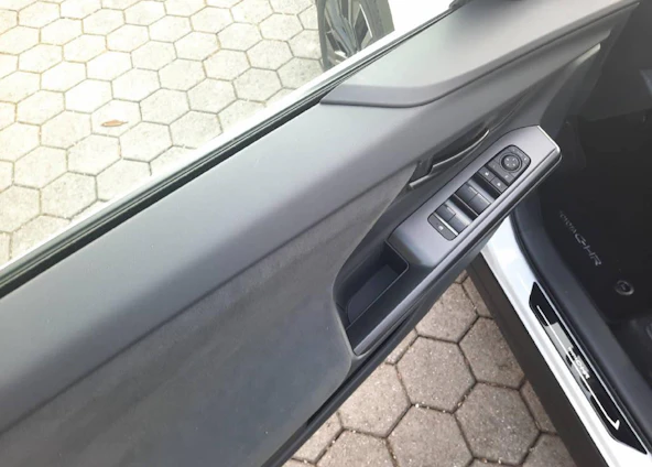 Fahrzeugbild 9 Fahrzeugbild 9