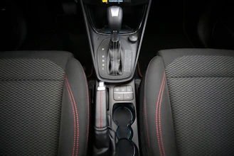 https://vehicle.imgix.net/4251462/803c74d5-f003-46b8-86fe-f289dac4e39e.jpg