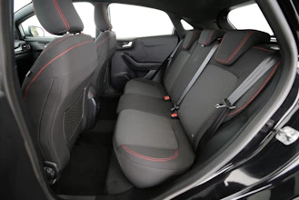 https://vehicle.imgix.net/4251462/b16a1817-dcc9-4a84-b418-1457bc15f8f5.jpg