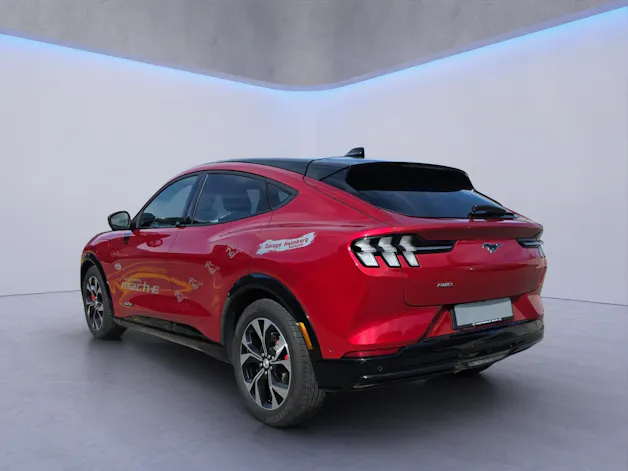 Ford Mustang Mach-E Extended AWD
