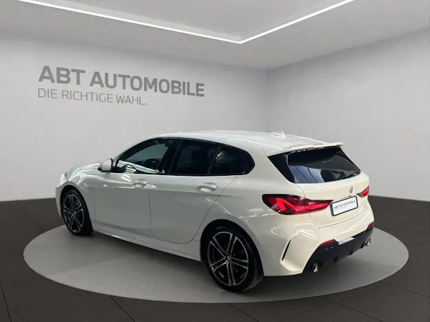 BMW 120d xDrive SAG