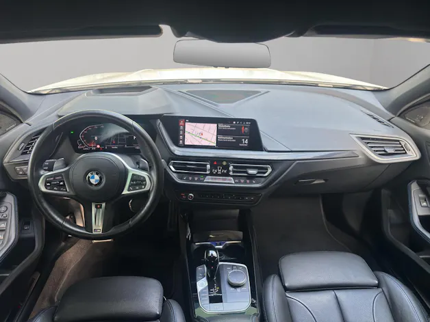 BMW 120d xDrive SAG