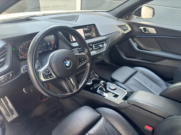 BMW 120d xDrive SAG