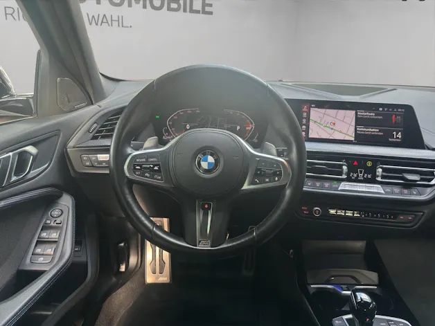 BMW 120d xDrive SAG