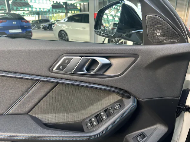 BMW 120d xDrive SAG