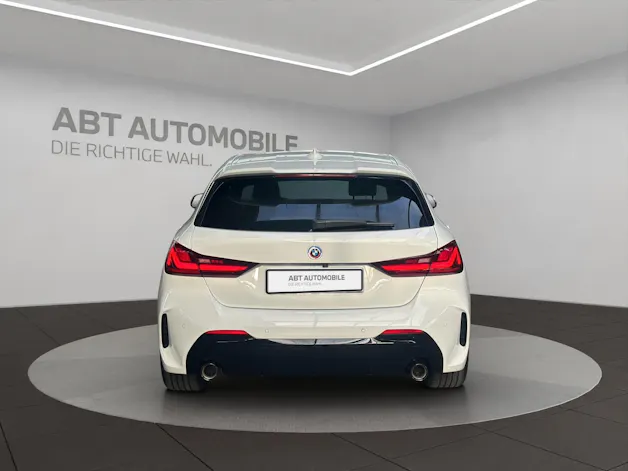 BMW 120d xDrive SAG
