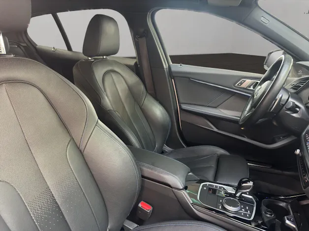 BMW 120d xDrive SAG