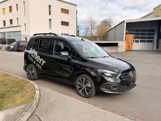 Mercedes-Benz T 180d Style S FWD