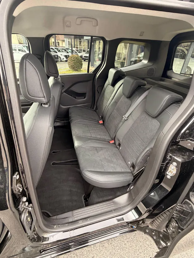 Mercedes-Benz T 180d Style S FWD
