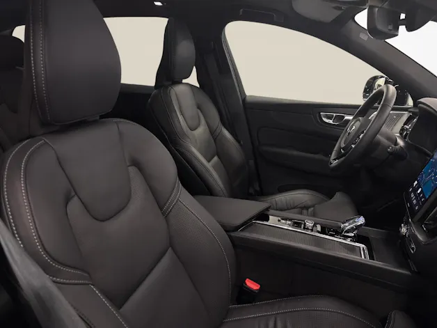 VOLVO XC60 2.0 T8 TE Black Edition eAWD
