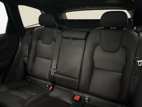https://vehicle.imgix.net/4251514/bd53a714-bd2e-4488-b346-830a0b697879.jpg