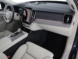 Volvo XC90 2.0 T8 TE Ultra Dark eAWD