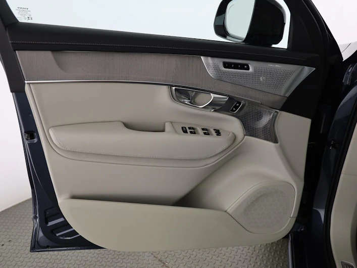 image du véhicule VOLVO XC90