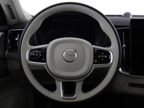 image du véhicule VOLVO XC90 2.0 T8 TE Ultra Dark eAWD