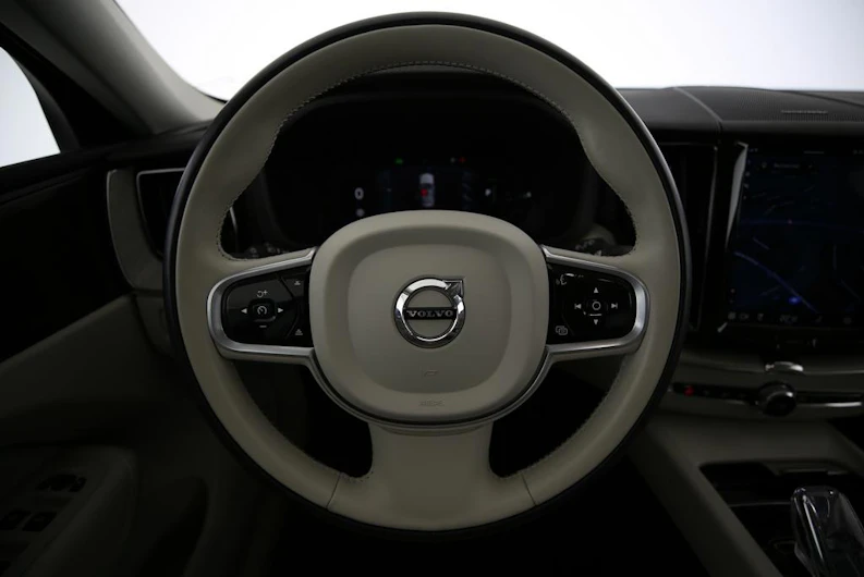 image du véhicule VOLVO XC60