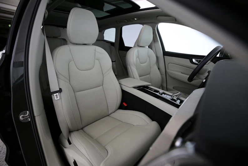 image du véhicule VOLVO XC60