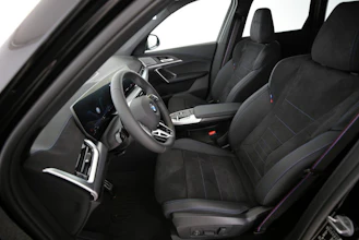 https://vehicle.imgix.net/4251541/9e7f47c8-2701-43ea-bfb4-d0d52288c656.jpg