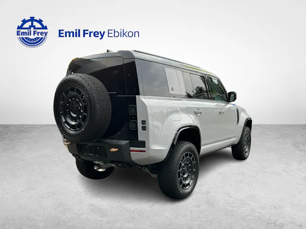 Land Rover Defender 110 4.4 V8 Octa