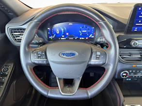 https://vehicle.imgix.net/4251604/cea95586-981c-45a9-a90f-03b9cede0b3c.jpg