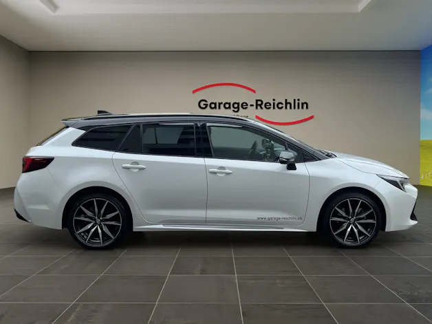 Toyota Corolla Touring Sports 2.0 HSD GR Sport