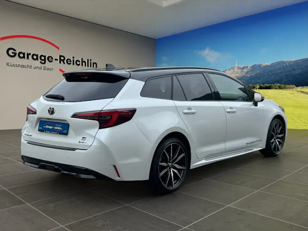 Toyota Corolla Touring Sports 2.0 HSD GR Sport
