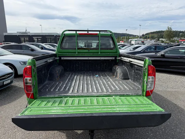 Nissan Navara 2.3 dCi Double Cab Visia S/S