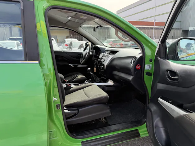 Nissan Navara 2.3 dCi Double Cab Visia S/S