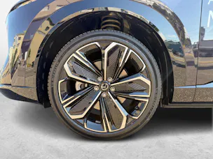 MAZDA CX-6e Takumi