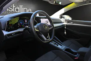 VW Golf VIII 1.0 TSI Life DSG