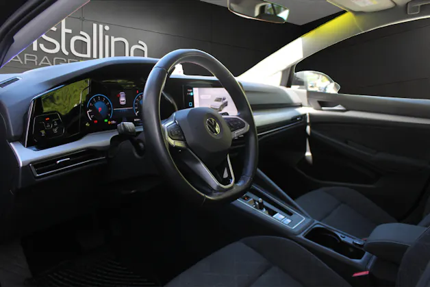 VW Golf VIII 1.0 TSI Life DSG