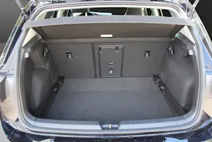 VW Golf VIII 1.0 TSI Life DSG