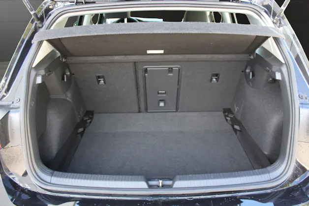 VW Golf VIII 1.0 TSI Life DSG
