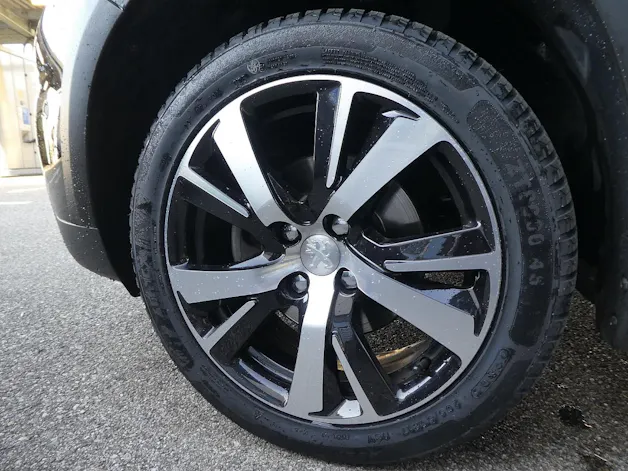 Peugeot 2008 1.5 BlueHDi 120 GT Line Automat