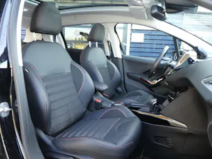 Peugeot 2008 1.5 BlueHDi 120 GT Line Automat