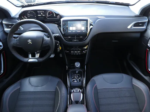 Peugeot 2008 1.5 BlueHDi 120 GT Line Automat