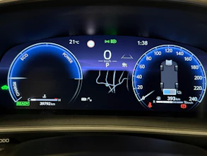 https://vehicle.imgix.net/4251665/1c371f07-7c0a-485d-b96f-f5021f367fd6.jpg