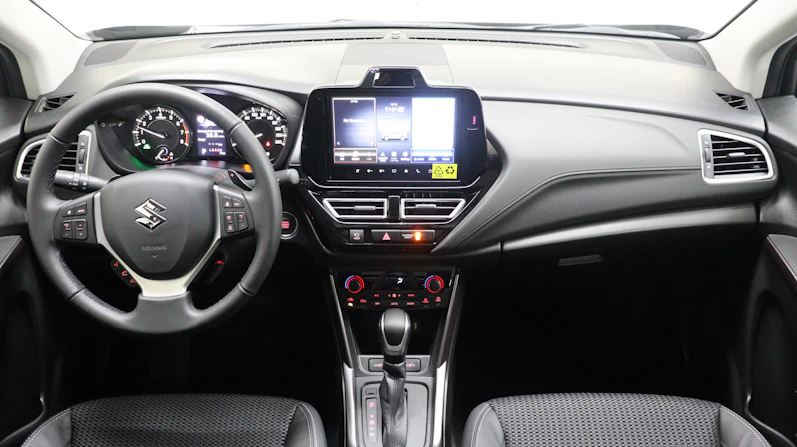 image du véhicule SUZUKI S-CROSS