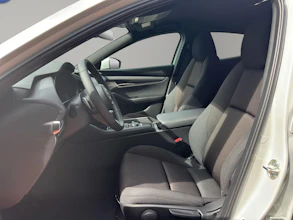 https://vehicle.imgix.net/4251687/1acbd9b0-8f22-4c9a-bbf5-28dc7e9800d9.jpg